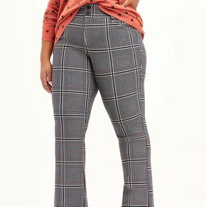 Torrid grey plaid bootcut pants with orange/peach accent stripe size 20R